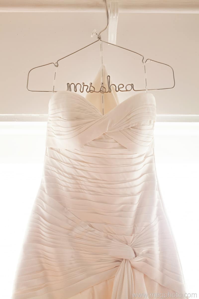 used destination Wedding dress