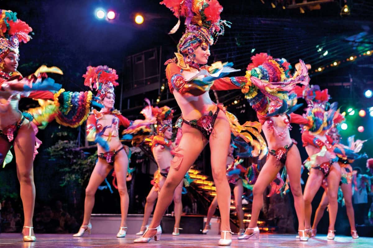 tropicana dancers in Cuba